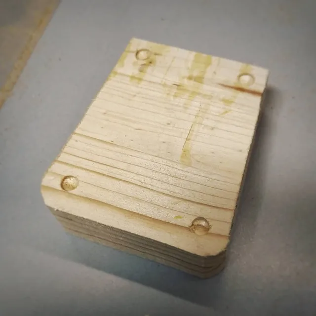 3D print + wood amplifier support